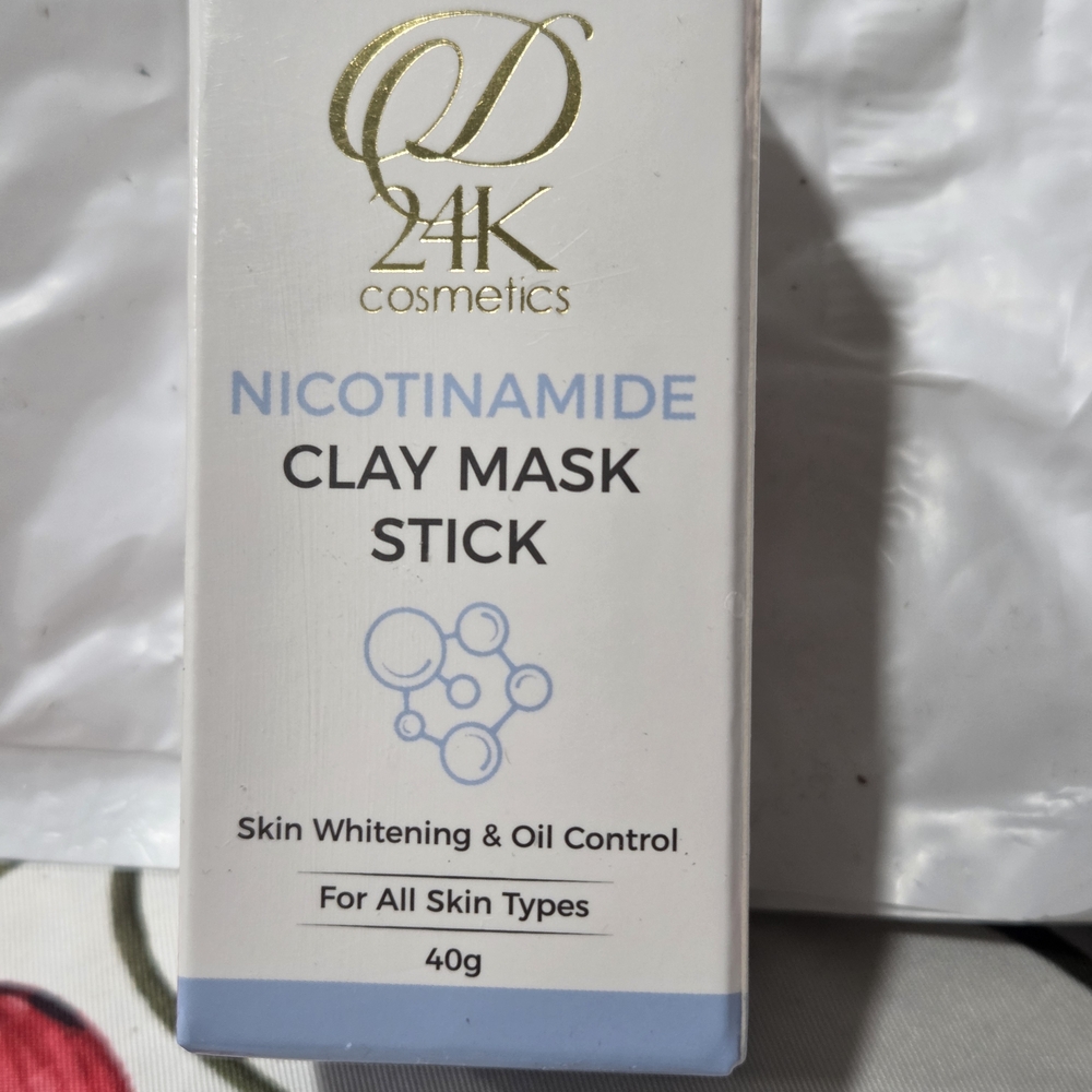 Nicotinamide Clay Mask Stick - White
